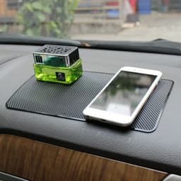 image-Car mat large mesh pattern Super sticky 180 degrees can not be summer sun pu spider ornaments storage mat