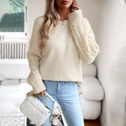 image-Women's Fashionable Simple Round Neck Sweater