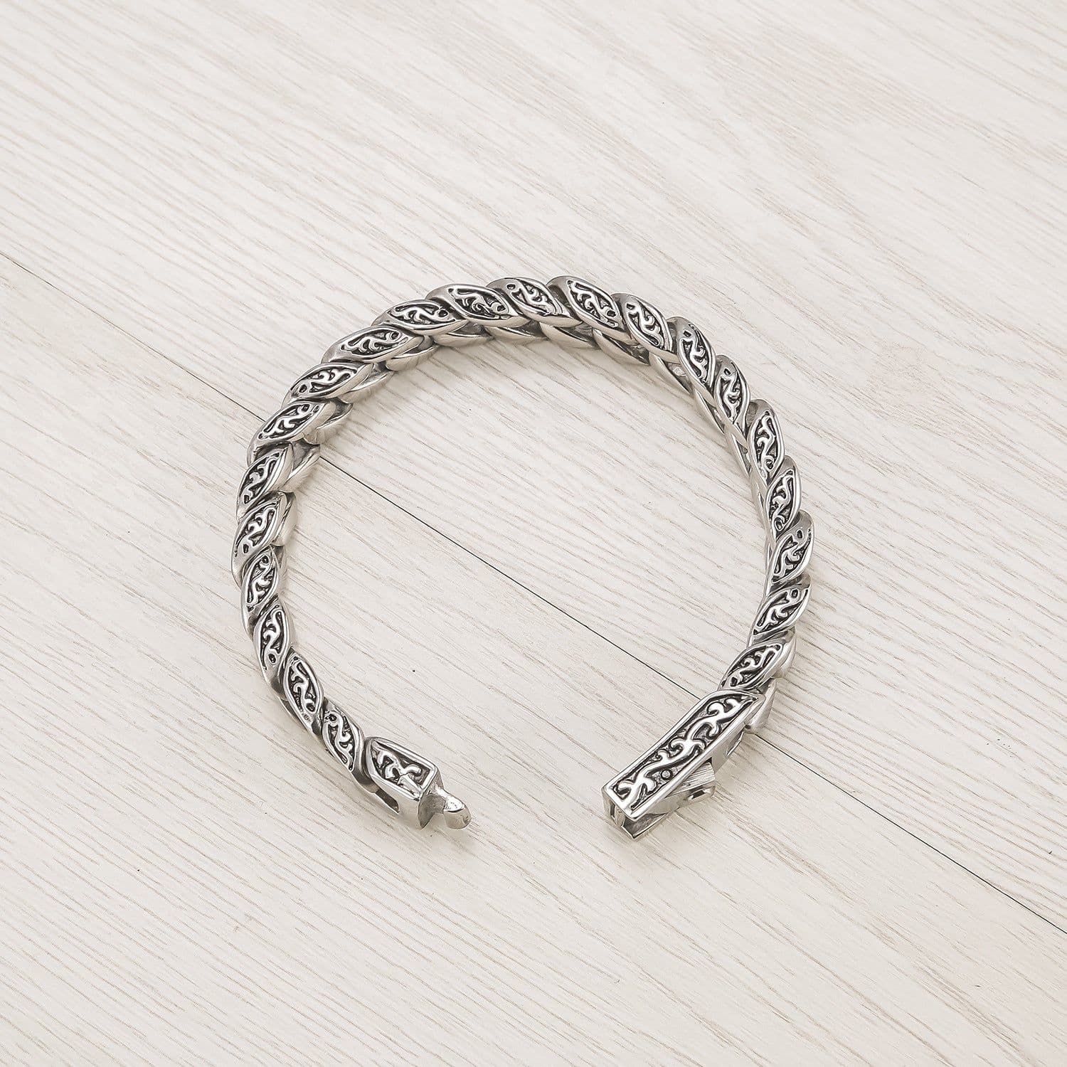 image-Retro Men's Titanium Steel Bracelets - Geometric Style, Steel Color, 19.5cm