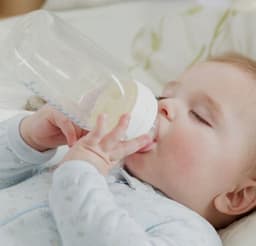 image-Baby Automatic Milk Warmer Milk Bottle Heating Intelligent Heat Preservation Thermostat