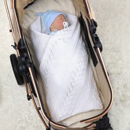 image-Infant Solid Color Hollow Cotton Quilt Cover Blanket