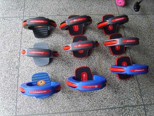 image-Plastic Material High Speed Drift Skate Board With Roller Whirlwind Skateboard