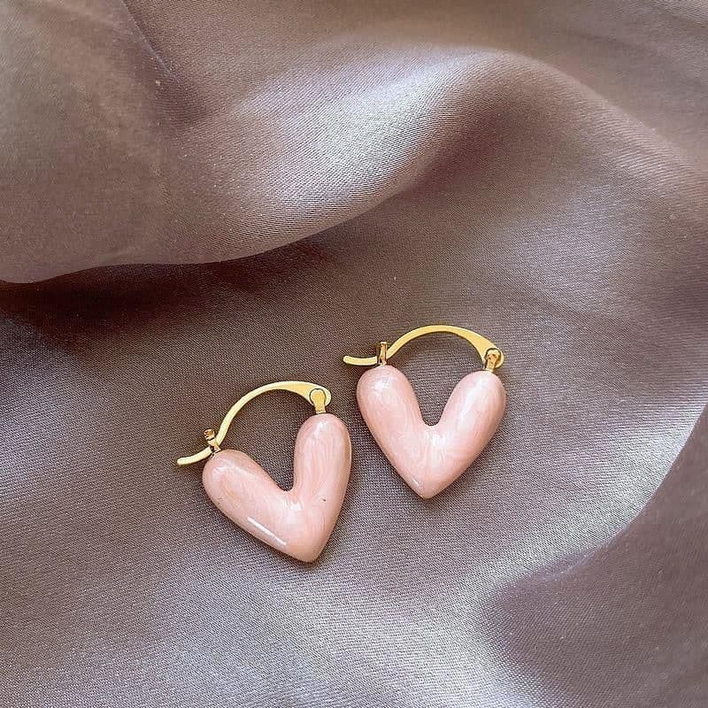 image-Star's same pearlescent color high-end drip glazed peach heart earrings French retro love earrings niche design earrings