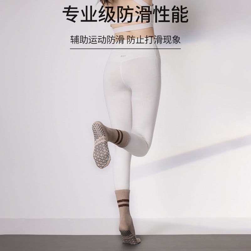 image-Thickened Yoga Socks Non-Slip Mid-calf Pilates Socks High Quality Socks Pure Cotton Women's Fitness Compression Socks Wholesale