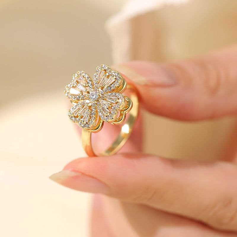 image-Ring women do not fade niche design ins wind girls wholesale living mouth double-layer rotating four-leaf clover with diamond opening