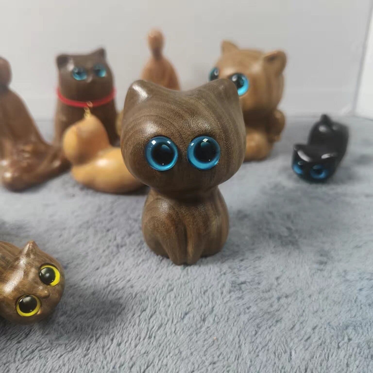 image-Sandalwood Kitten Ornaments Cute Hippo Mini Wooden Cat Play