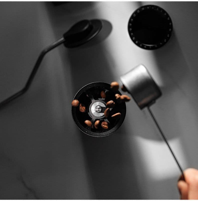 image-Bomber Blade R3 Manual Grinding Machine Coffee Bean Grinder Hand Grinding Coffee Machine Manual Hand Grinding Powder Italian