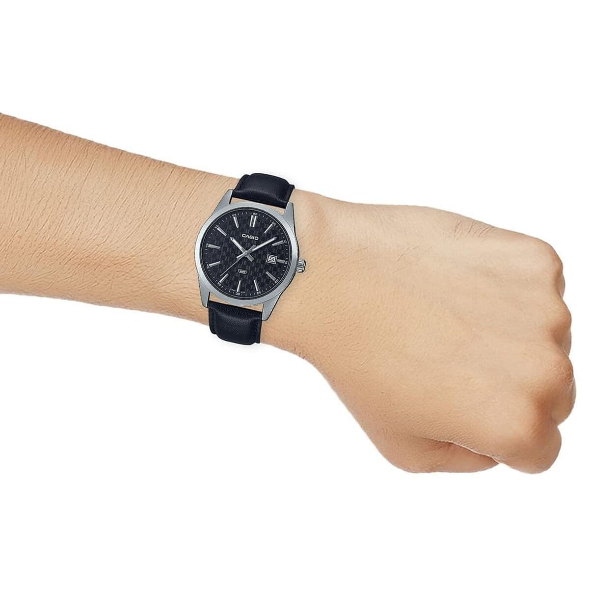 image-Men's Watch Casio ENTICER GENT Black
