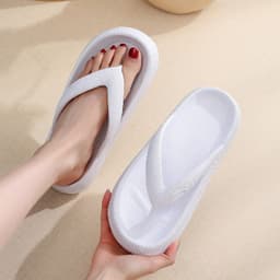 image-New flip-flops clip-on non-slip outdoor flat-bottom soft-bottom bathroom couples wear sandals and slippers casual thick-soled sandals