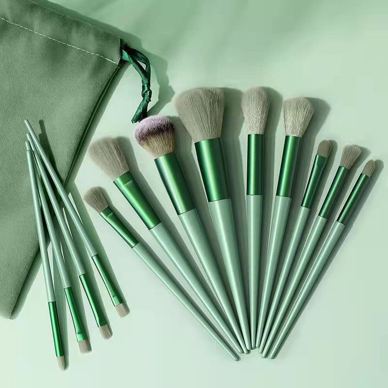 image-Beauty four seasons green makeup brush set bristles soft 13 blush eye shadow concealer foundation loose powder highlight brush