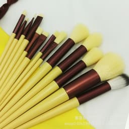 image-Beauty four seasons green makeup brush set bristles soft 13 blush eye shadow concealer foundation loose powder highlight brush