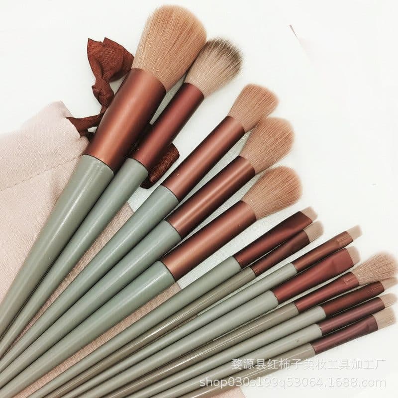 image-Beauty four seasons green makeup brush set bristles soft 13 blush eye shadow concealer foundation loose powder highlight brush