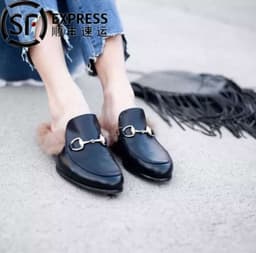 image-Fur slippers women's outer wear autumn and winter Muller shoes 2020 new net red lazy shoes flat bottom rabbit fur Baotou half slippers