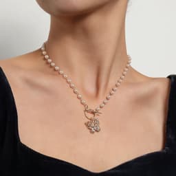 image-European and American cross-border jewelry fashion OT buckle crystal butterfly pendant necklace female trend temperament all-match pearl necklace