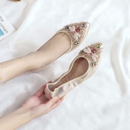 image-Pointed toe flat shoes women's 2021 summer new Korean version of the rhinestone flat heel work shoes women's soft leather all-match four seasons single shoes autumn