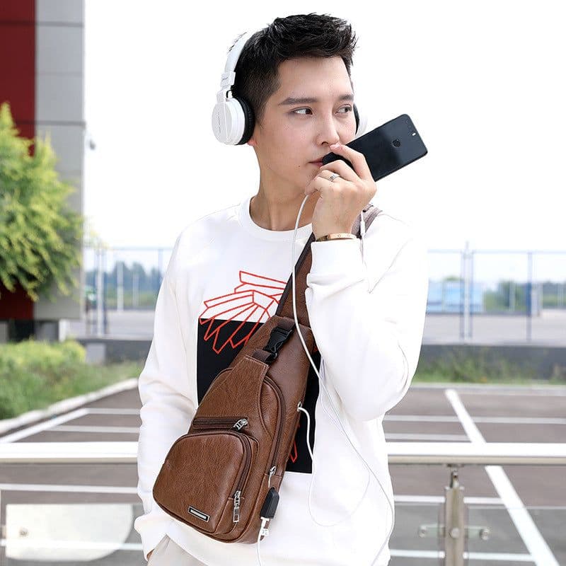 image-USB data cable charging chest bag new casual fashion shoulder bag PU outdoor sports men's bag