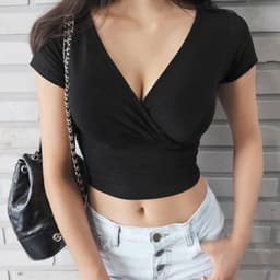 image-AliExpress Ebay Summer Solid Color V-Neck T-Shirt Women's Short Sleeve Sexy Navel Ladies Casual Top Wish