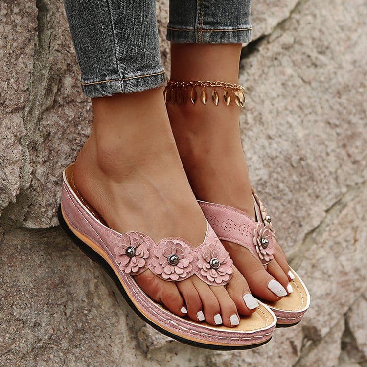 image-Sandals and slippers women's 2022 summer new three flower slippers thick bottom flip-flops flip-flops beach flip-flops women's sandals