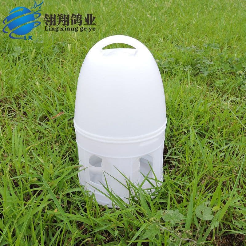 image-Carrier pigeon supplies 1L 1 liter pigeon drinking kettle