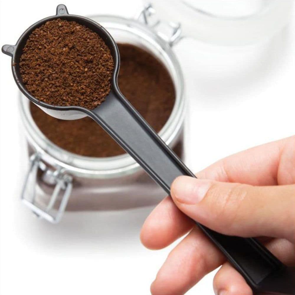 image-Cross-border creative cartoon giraffe shaped coffee spoon cute coffee bean powder quantitative spoon measuring plastic small spoon
