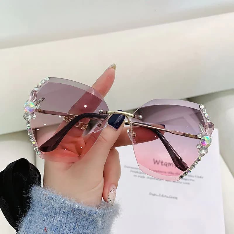 image-2022 new cross-border hot-selling diamond-encrusted women's sunglasses Korean version of the tide anti-ultraviolet sun glasses big face sunscreen summer