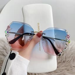 image-2022 new cross-border hot-selling diamond-encrusted women's sunglasses Korean version of the tide anti-ultraviolet sun glasses big face sunscreen summer