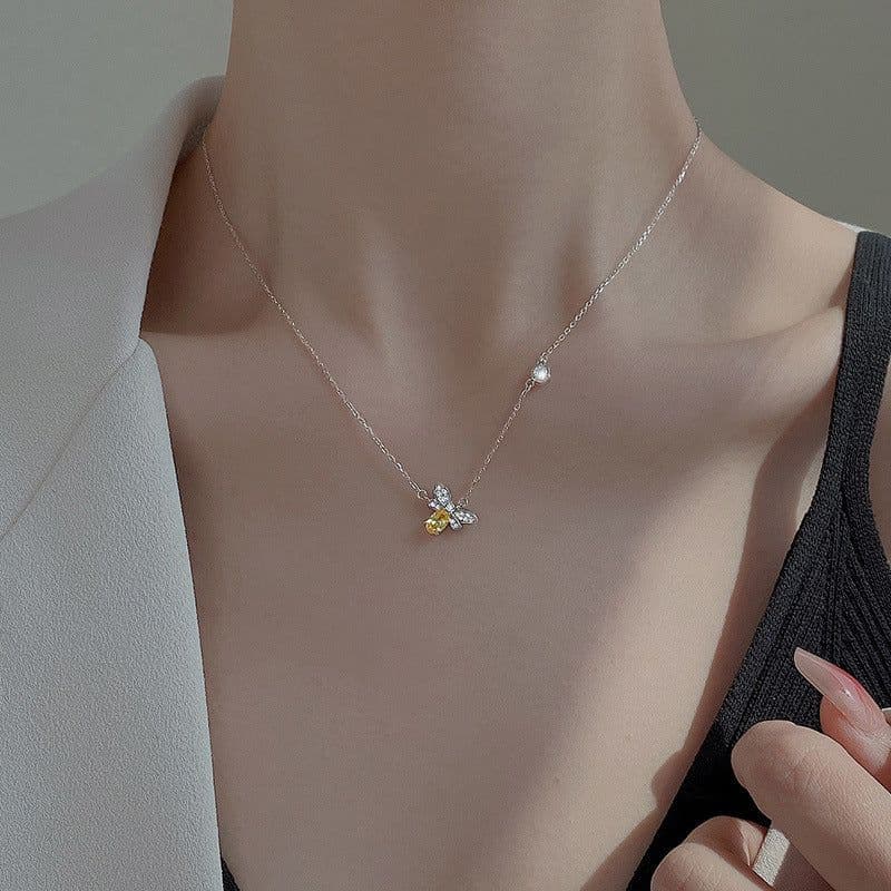 image-Little bee necklace women's 2022 new trendy light luxury niche collarbone chain high-end design temperament exquisite necklace