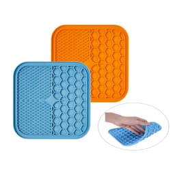 image-Pet licking pad Amazon silicone pet food utensils Sucker licking pad slow-feeding pad anti-choking slow-food bowl dog licking pad