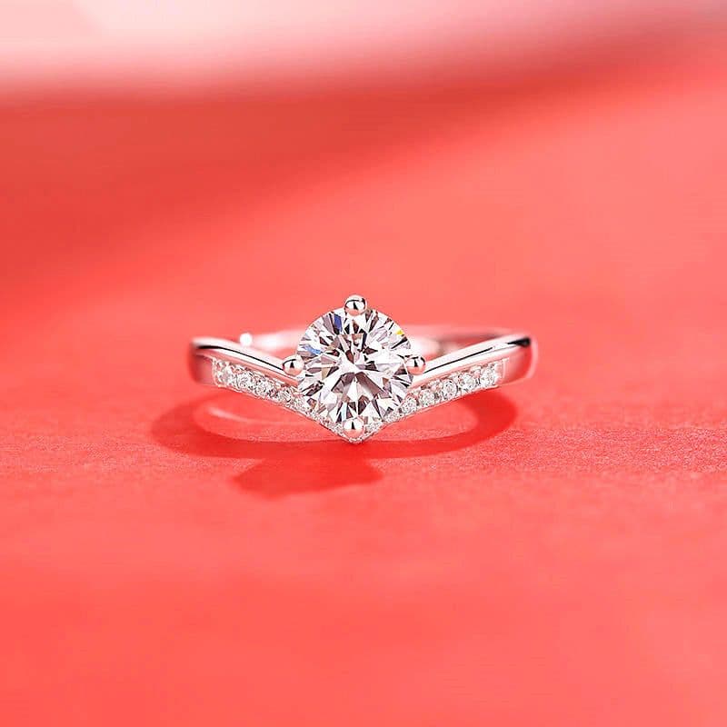 image-Female Ring Imitation Moissan Diamond Ring Female