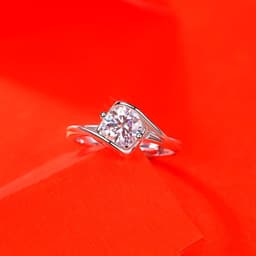 image-Female Ring Imitation Moissan Diamond Ring Female