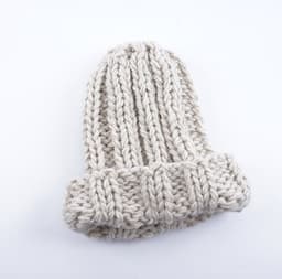 image-Europe and the United States new knit hat ladies autumn and winter fashion wild thick wool hat solid color simple earmuffs