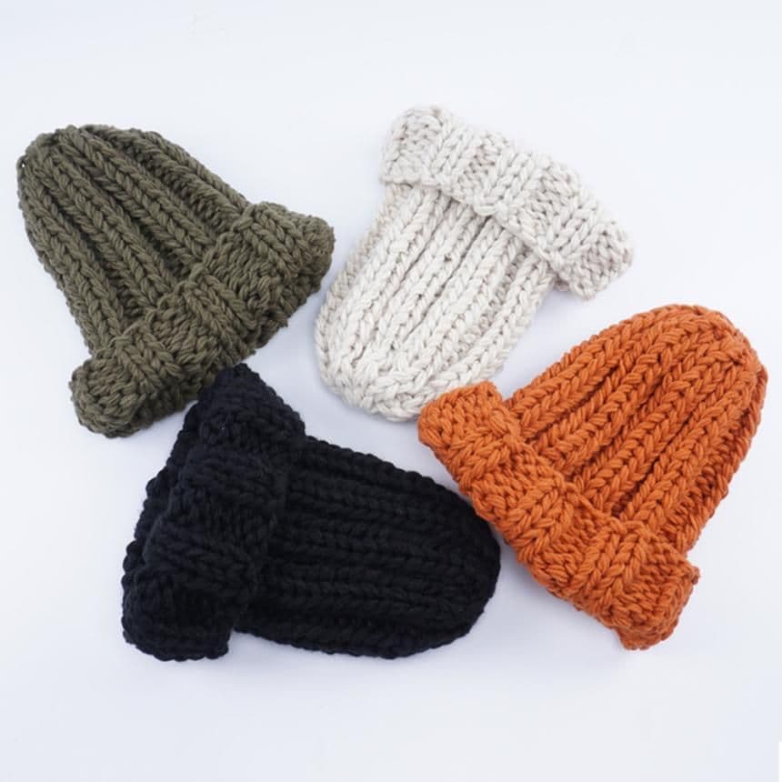 image-Europe and the United States new knit hat ladies autumn and winter fashion wild thick wool hat solid color simple earmuffs
