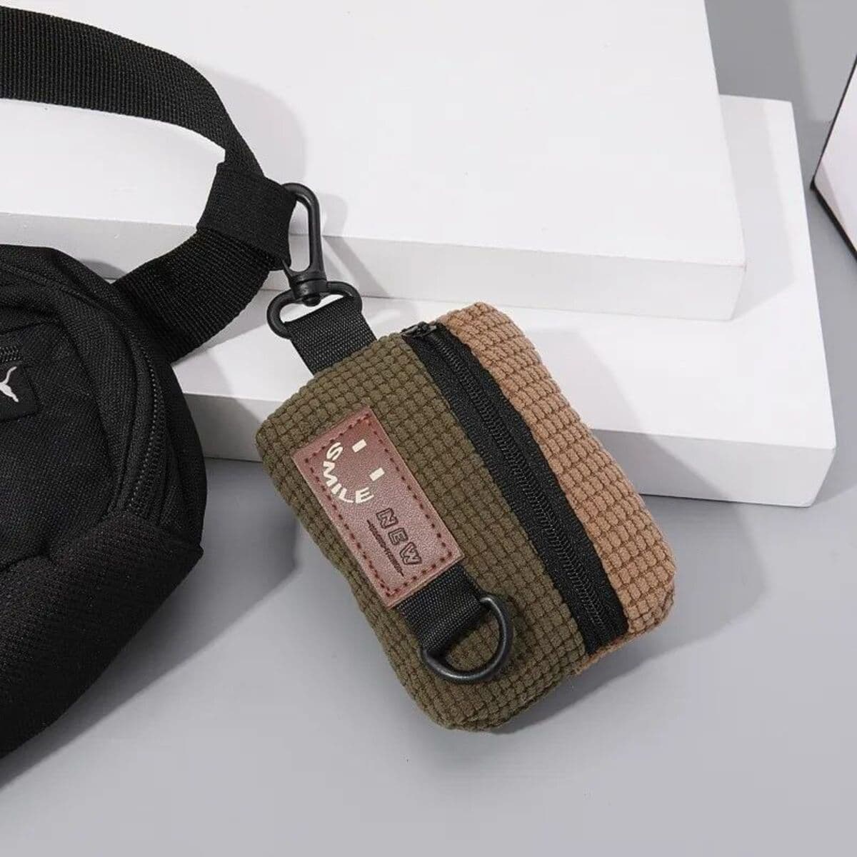 image-Cycling Backpack, Headphone Bag, Portable Storage, Sports Bag, Universal Bag, Pendant, Trendy Tag, Neck Hanging Bag