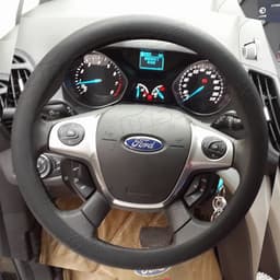 image-Non-slip car silicone steering wheel cover GM silicone steering wheel handle set Steering wheel silicone cover