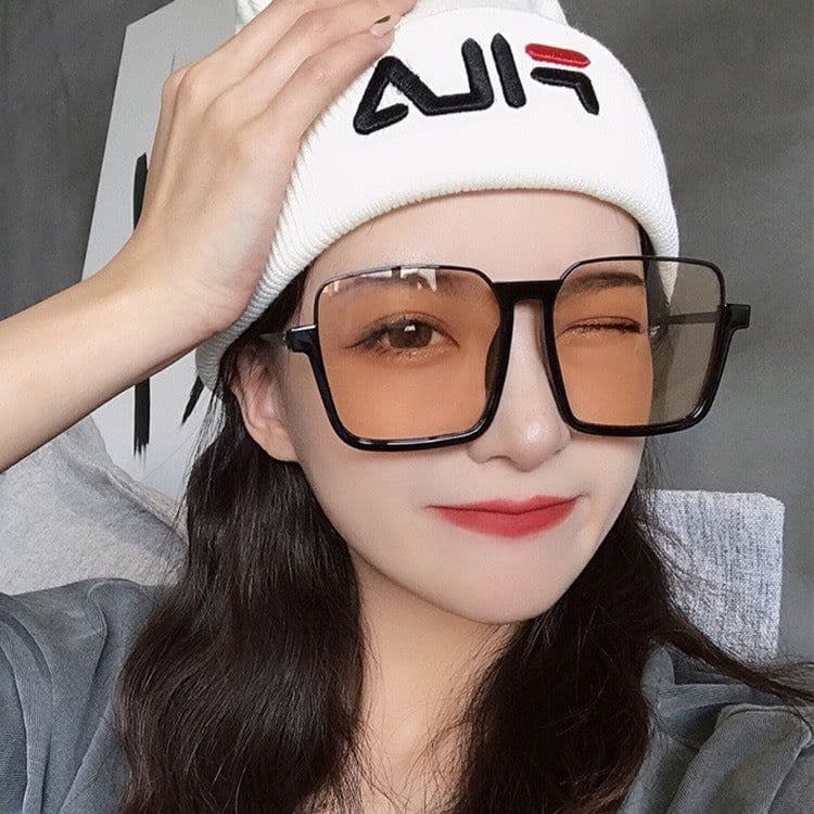 image-Retro Sunglasses Fashion Net Red Sunglasses Square Sunglasses