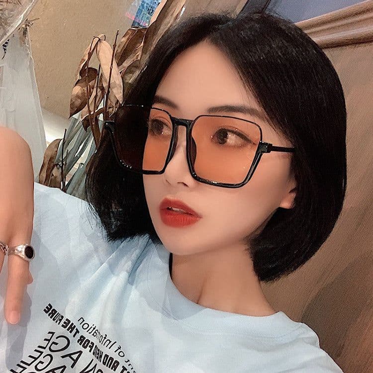 image-Retro Sunglasses Fashion Net Red Sunglasses Square Sunglasses