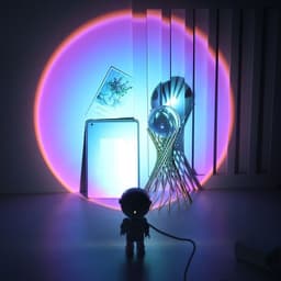 image-Rechargeable Astronaut Robot Rainbow Projection Sun Lamp Table Lamp Sunset Lamp Infinite Dimming Bedroom Atmosphere Lamp