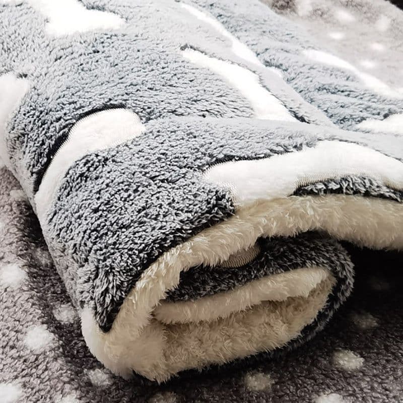 image-Pets Dog Bed Mat Crate Pad Soft Pet Bed Washable Crate Mat For Large Medium Small Dogs Reversible Fleece Dog Crate Kennel Mat Cat Bed Liner Super Soft Fluffy Premium Fleece Pet Blanket
