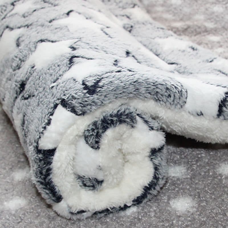image-Pets Dog Bed Mat Crate Pad Soft Pet Bed Washable Crate Mat For Large Medium Small Dogs Reversible Fleece Dog Crate Kennel Mat Cat Bed Liner Super Soft Fluffy Premium Fleece Pet Blanket