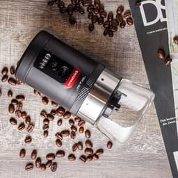 image-Fashion Simple And Portable Electric Coffee Grinder