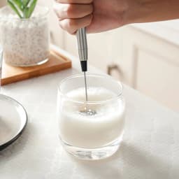 image-Milk Coffee Brewing Machine Small Electric Milk Frother Olio Multi-functional Electric Stirring Rod Kitchen Egg Beater None