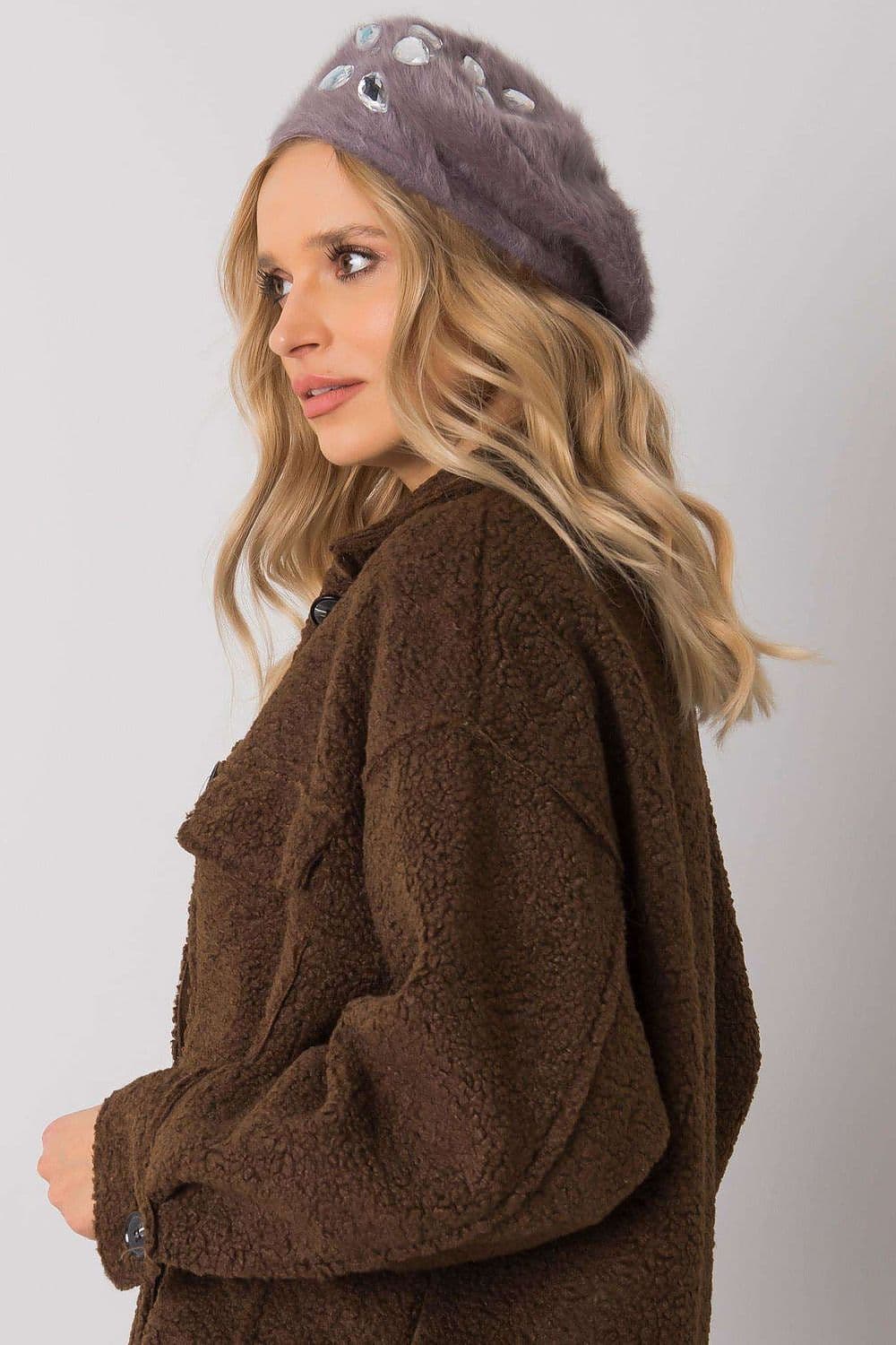 image-Beret AT
