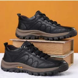 image-Casual Leather Shoes Outdoor Hiking Shoes
