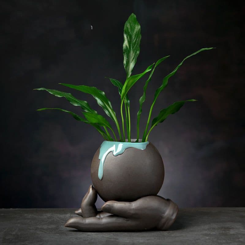image-Creative Ceramic Hydroponic Flowerpot Vase - Green Radish Copper Design