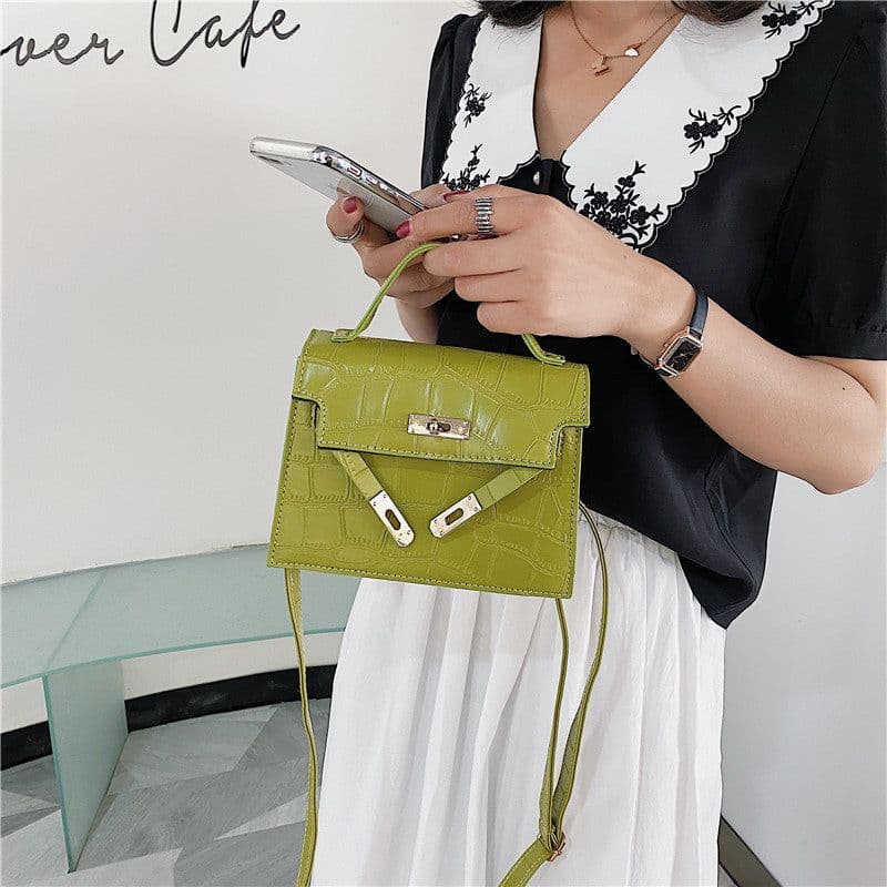 image-Sheng Shi Trendy Kelly Bag - Black One-Shoulder Crossbody PU