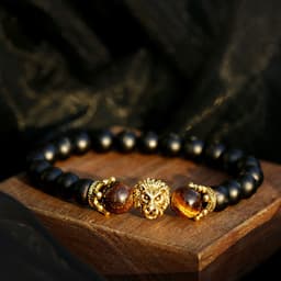 image-European and American hot style export goods hot-selling jewelry crown tiger eye stone lion head boutique high-end transfer bead bracelet