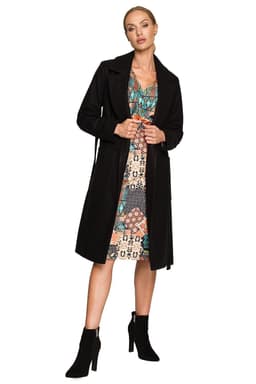 image-Coat Moe
