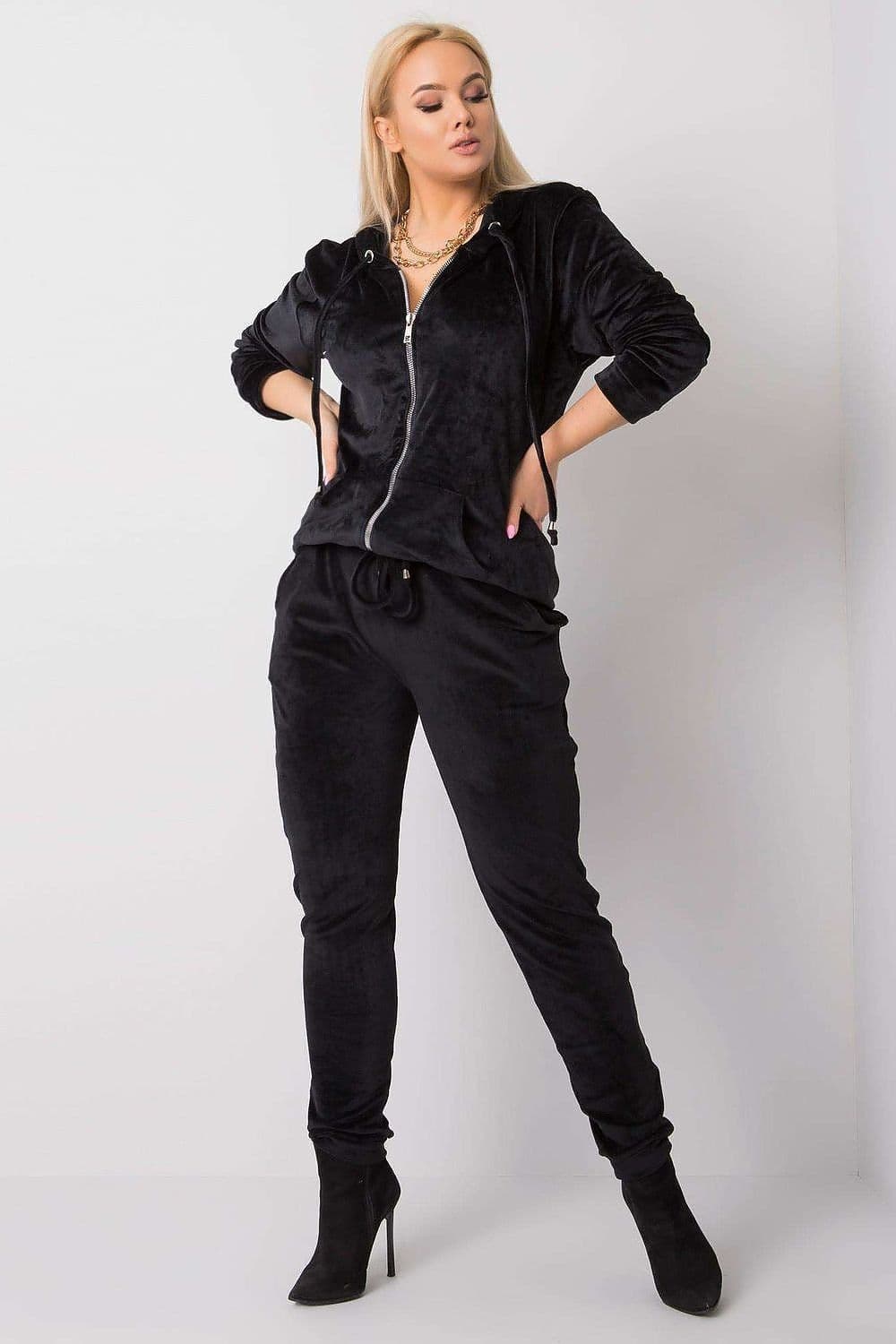 image-Plus size set Relevance
