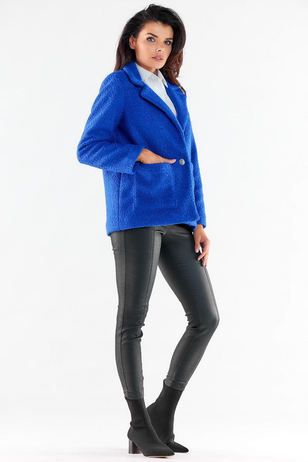 image-Jacket awama