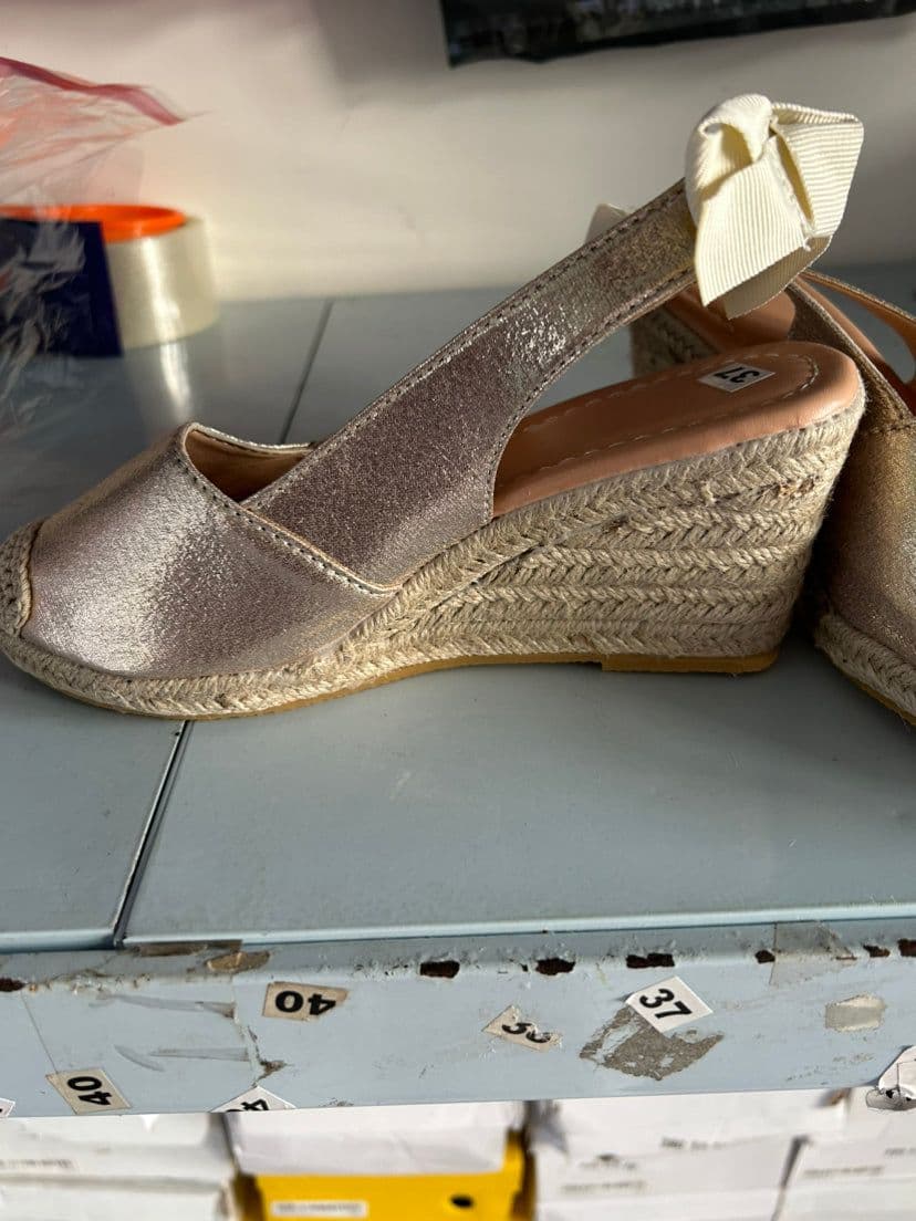 image-Women's Pointed Toe Wedge Sandals - Snake Pattern PU Roman